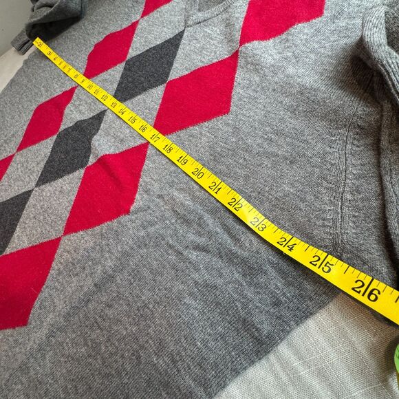JoS. A. Bank Men’s Wool Blend Argyle V-Neck Sweater Grey Red NWT Classic SZ XL - Picture 5 of 6